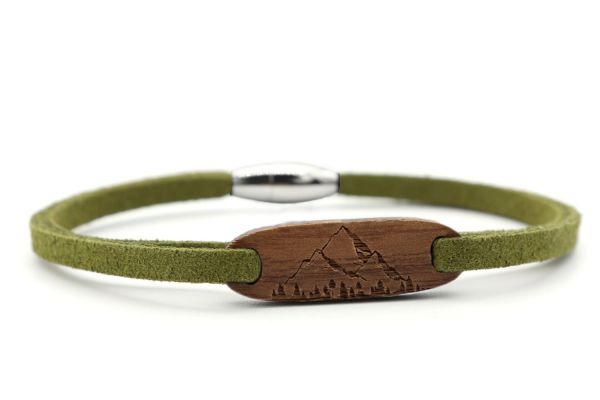 Armband Nuss Gravur Berge