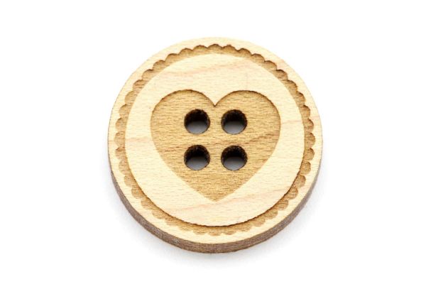 Knöpfe aus Holz Gravur Herz Ahorn Holz hell