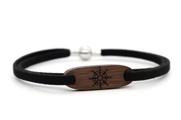 Armband Nuss Gravur Schiffssteuerrad