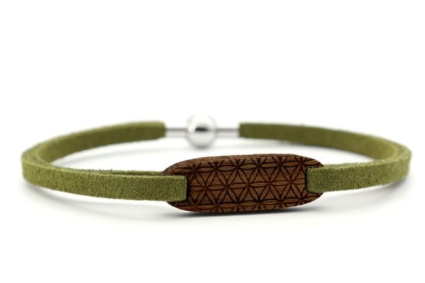 Armband Nuss Gravur Lebensblume